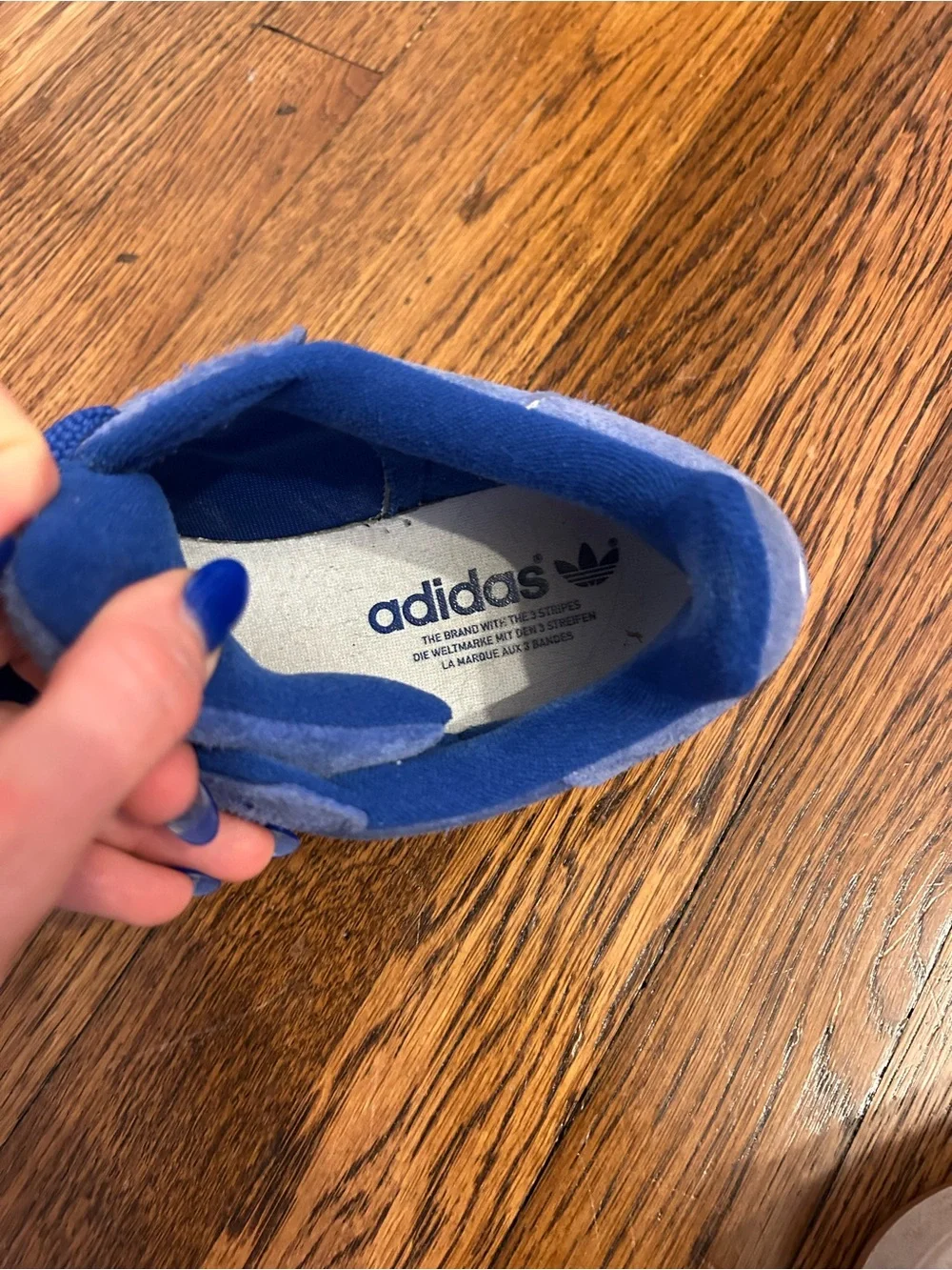 adidas Suede Low-Top Sneakers - Blue & White - Picture 4 of 4